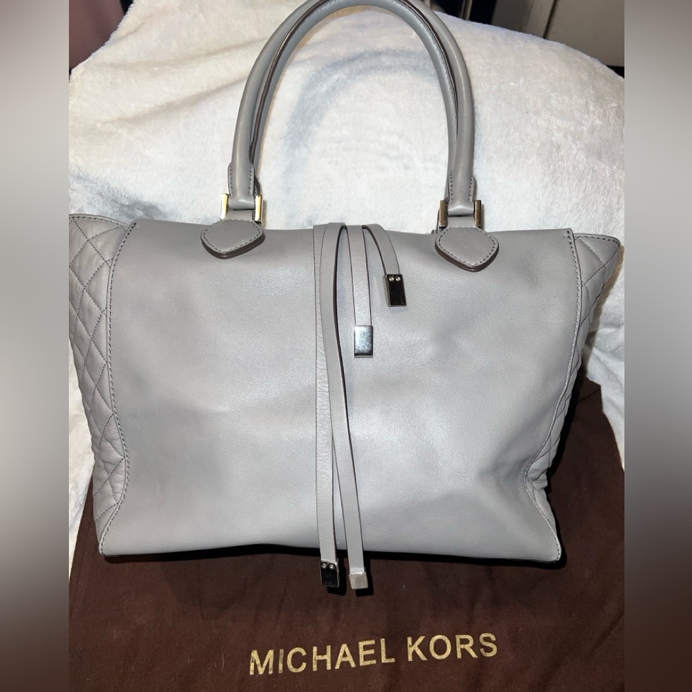 Michael kors Collection LARGE Miranda tote  (with FLAWS please review)